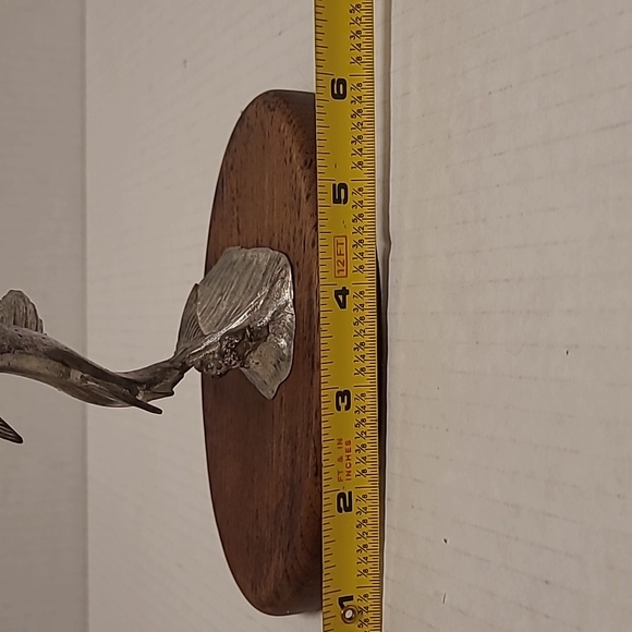 Vintage Signed Sailfish Figurine on Wood Base - Picture 14 of 16